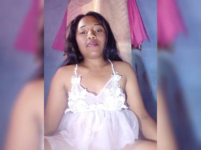 Catherina1504 live cam on BongaCams
