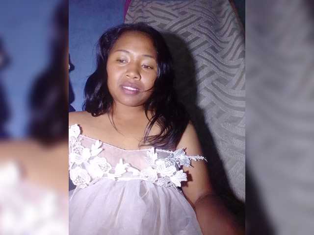 Catherina1504 live cam on BongaCams