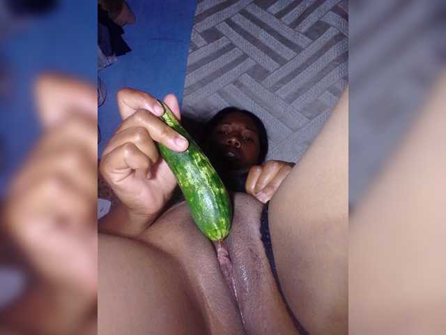 Catherina1504 live cam on BongaCams