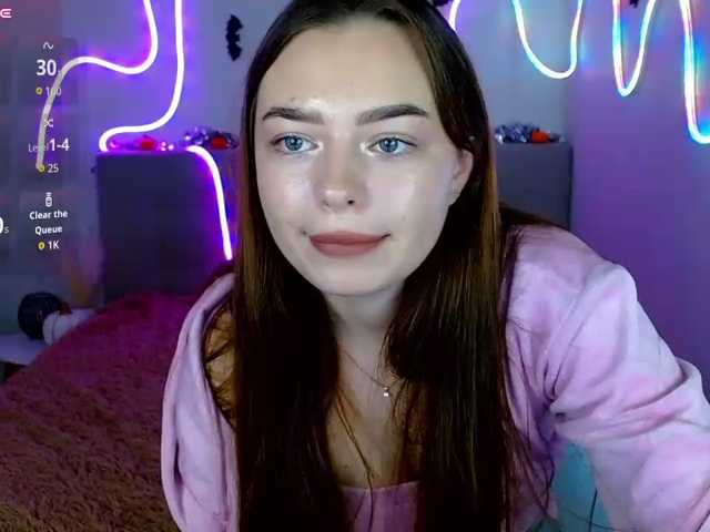 ViollaFoxy live cam on BongaCams