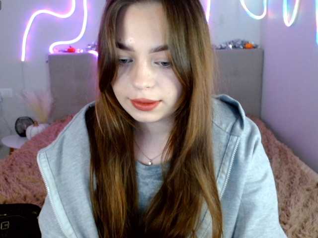 ViollaFoxy live cam on BongaCams