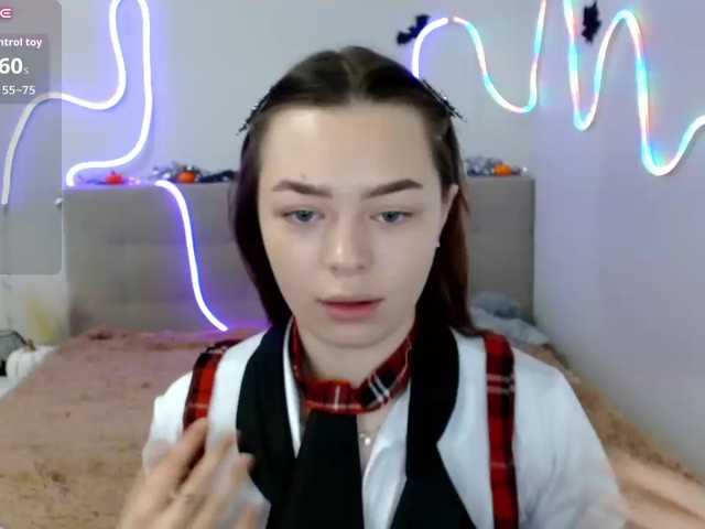 ViollaFoxy live cam on BongaCams