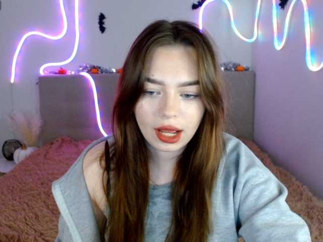 ViollaFoxy live cam on BongaCams