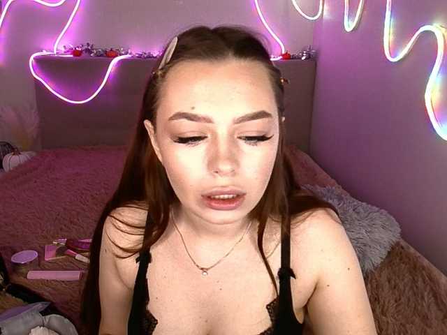 ViollaFoxy live cam on BongaCams