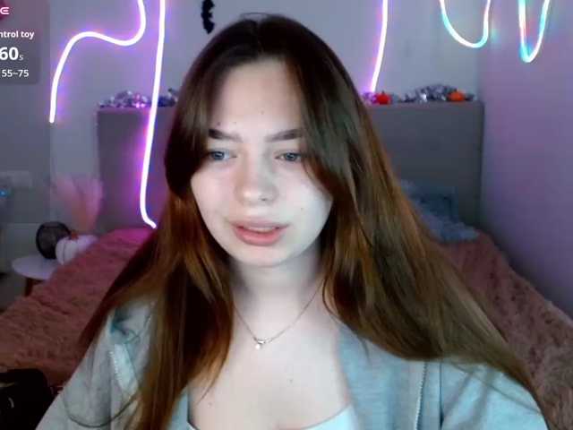 ViollaFoxy live cam on BongaCams