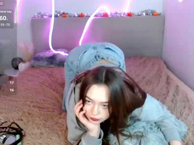 ViollaFoxy live cam on BongaCams