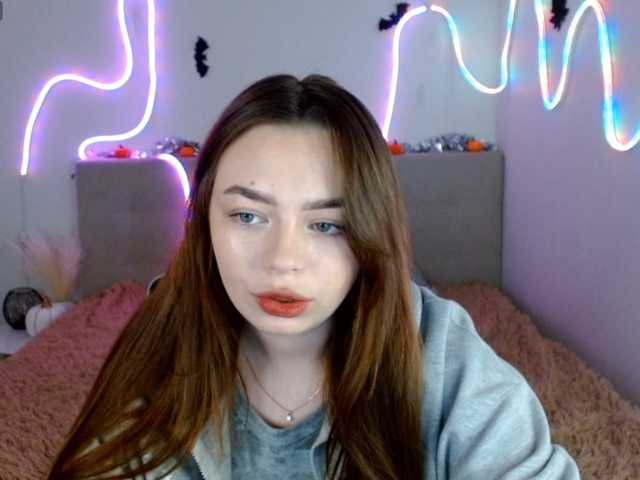 ViollaFoxy live cam on BongaCams