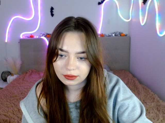 ViollaFoxy live cam on BongaCams