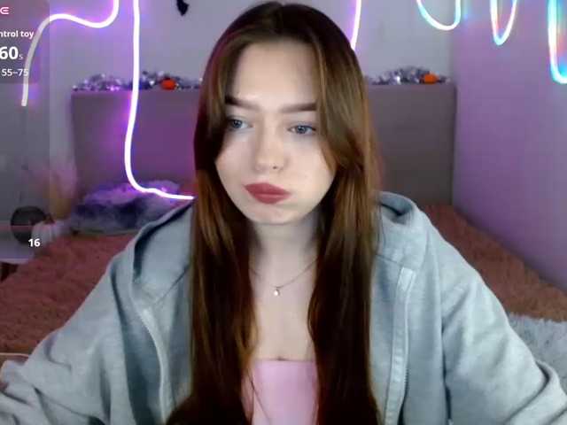 ViollaFoxy live cam on BongaCams