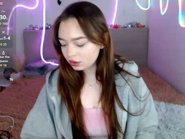 ViollaFoxy live cam on BongaCams
