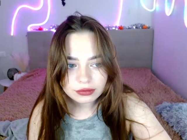 ViollaFoxy live cam on BongaCams