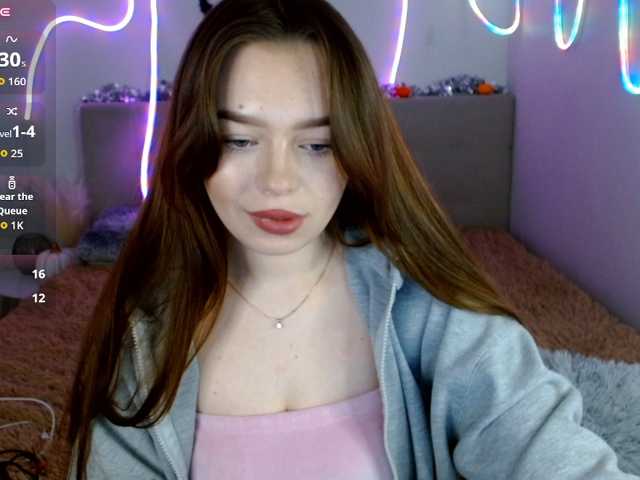 ViollaFoxy live cam on BongaCams