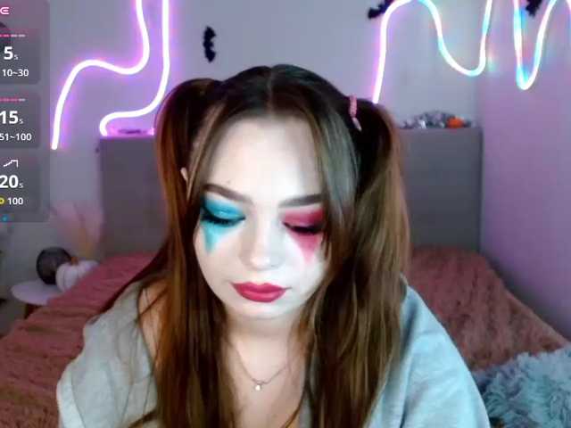 ViollaFoxy live cam on BongaCams