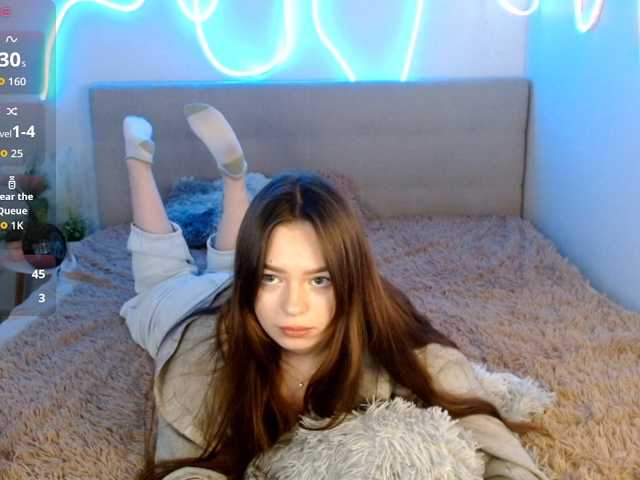 ViollaFoxy live cam on BongaCams