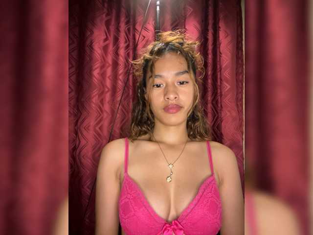 Nathie01 live cam on BongaCams