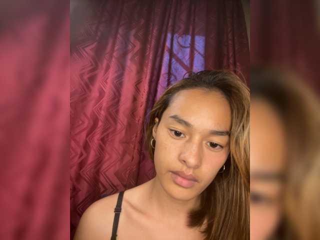 Nathie01, en vivo ahora en BongaCams