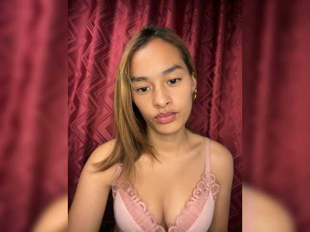 Nathie01 live cam on BongaCams