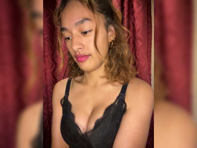 Nathie01 live cam on BongaCams