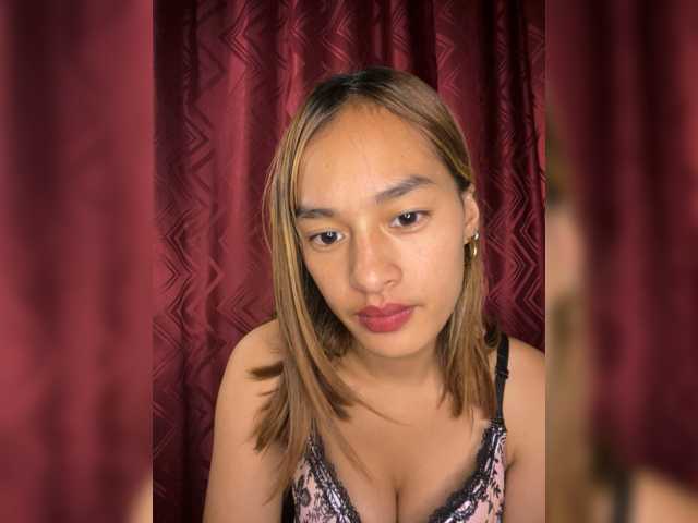 Nathie01 live cam on BongaCams