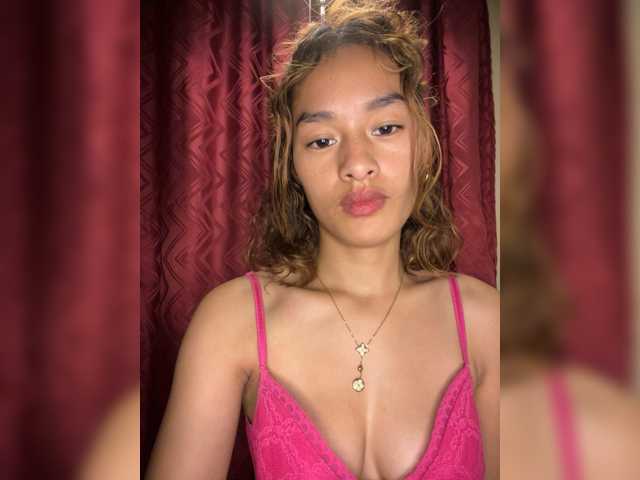 Nathie01 live cam on BongaCams