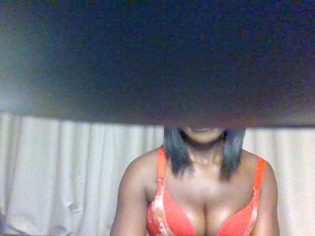 EbonykishKE live cam on BongaCams