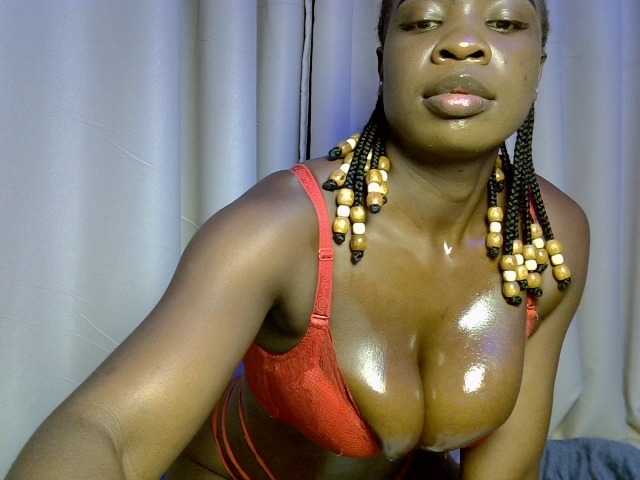 EbonykishKE live cam on BongaCams
