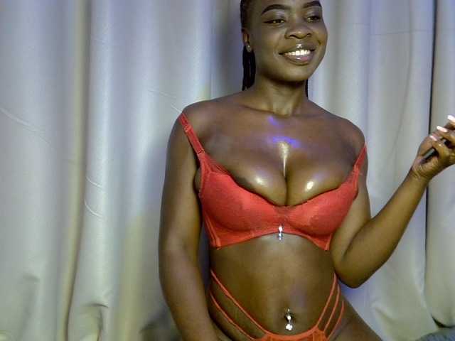 EbonykishKE live cam on BongaCams