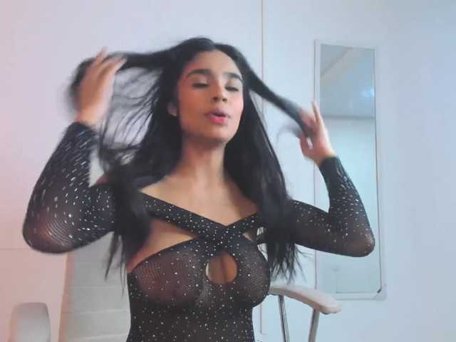 lunavelvetxxa live cam on BongaCams