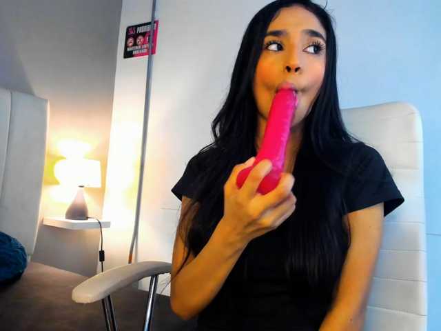 lunavelvetxxa live cam on BongaCams