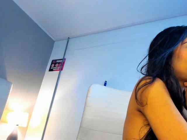 lunavelvetxxa webcam