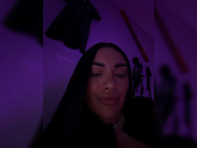 Aidablack097 live cam on BongaCams