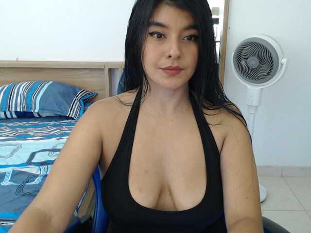 JulietaSandia live cam on BongaCams