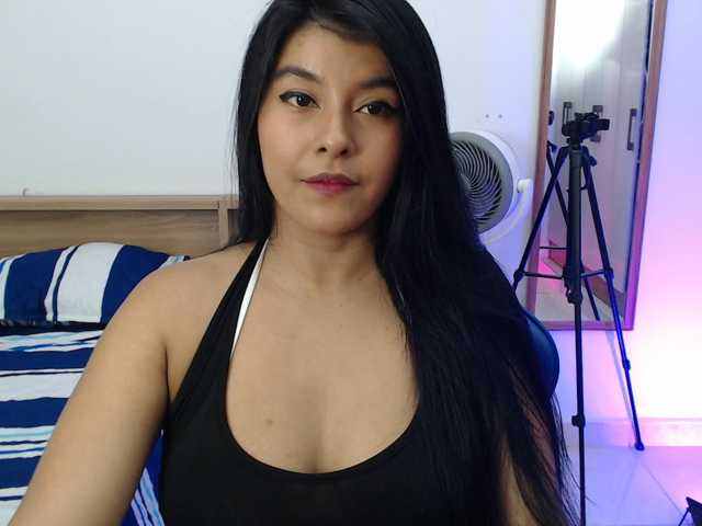 JulietaSandia, en directo ahora en BongaCams