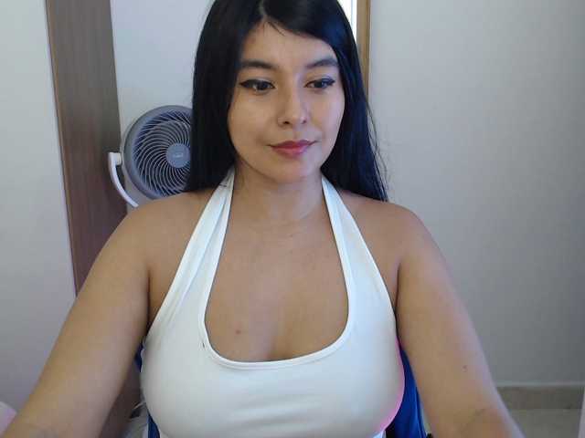 JulietaSandia live cam on BongaCams
