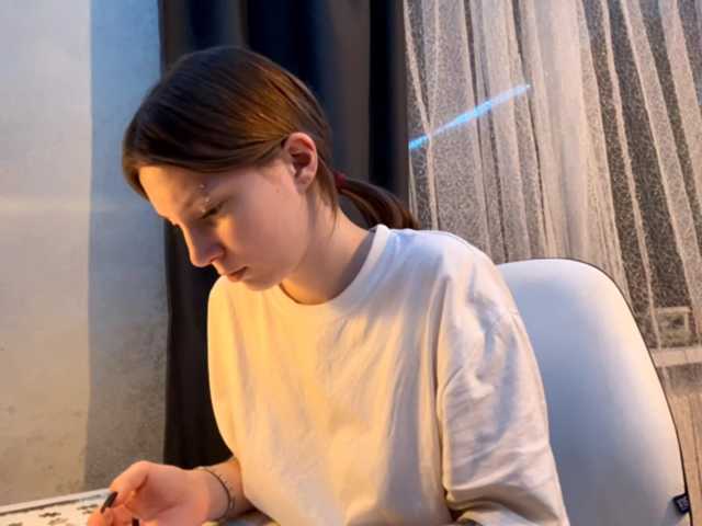 GiannaAdhami live cam on BongaCams