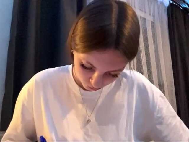 Gianna Adhami (GiannaAdhami)