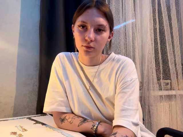 GiannaAdhami live cam on BongaCams