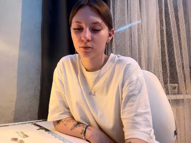 GiannaAdhami live cam on BongaCams