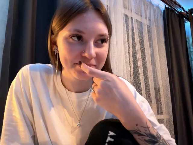 GiannaAdhami live cam on BongaCams