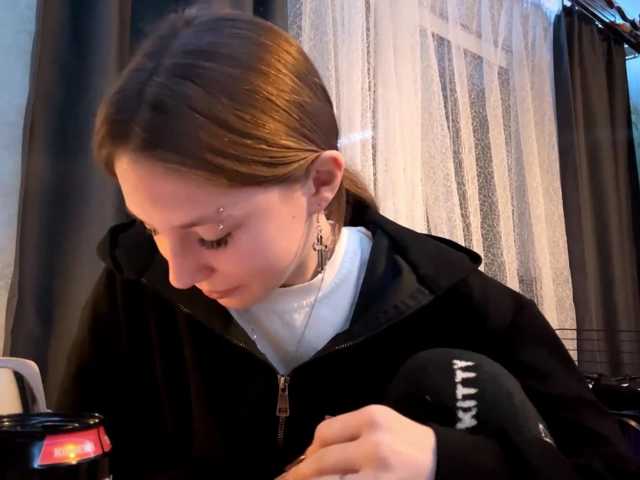 GiannaAdhami live cam on BongaCams