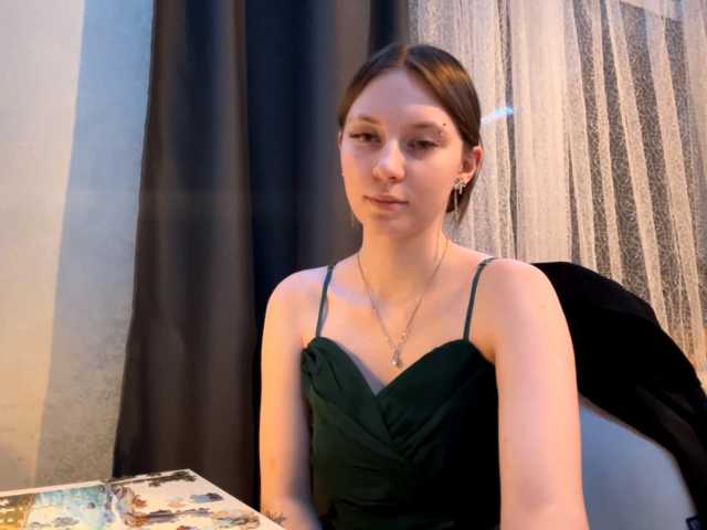 GiannaAdhami live cam on BongaCams
