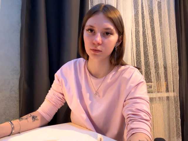 GiannaAdhami live cam on BongaCams