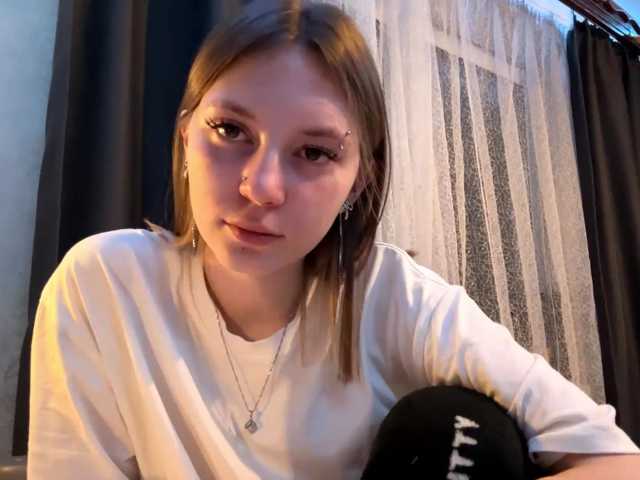 GiannaAdhami live cam on BongaCams