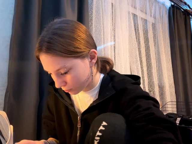 GiannaAdhami live cam on BongaCams