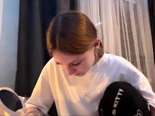 GiannaAdhami live cam on BongaCams