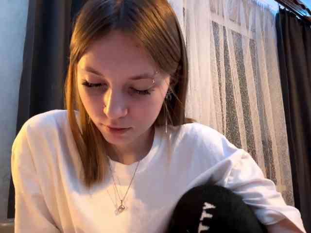 GiannaAdhami webcam