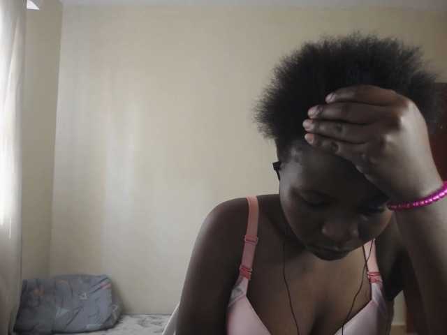 Candykay live cam on BongaCams
