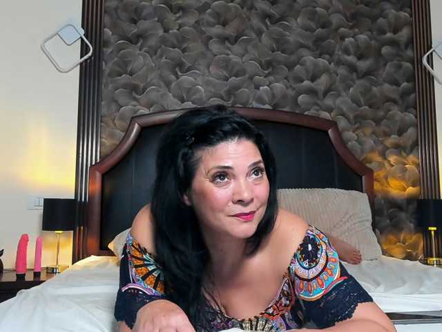 MadameVelvet live cam on BongaCams