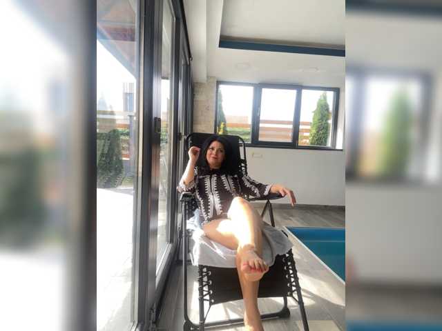 MadameVelvet live cam on BongaCams