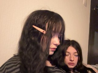 lia-mili live on BongaCams